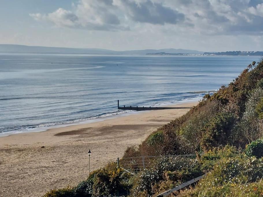Beach House, With Bbq Lodge And Hot Tub! Bournemouth Luaran gambar