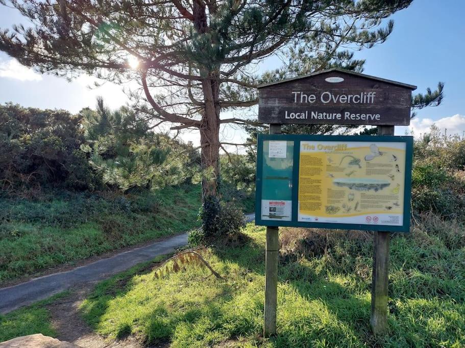 Beach House, With Bbq Lodge And Hot Tub! Bournemouth Luaran gambar