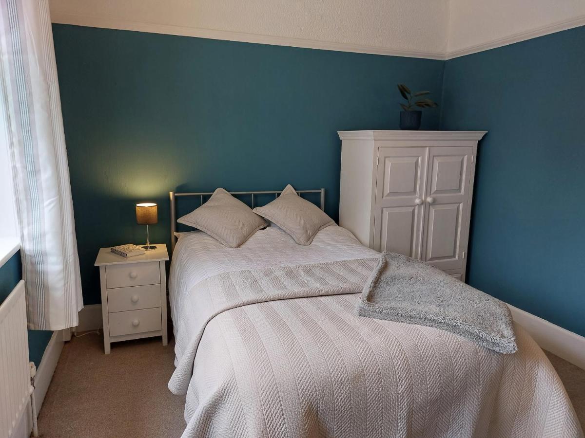 Beach House, With Bbq Lodge And Hot Tub! Bournemouth Luaran gambar